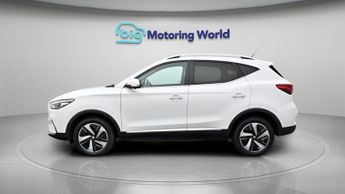 MG MG ZS TROPHY CONNECT
