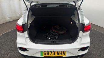 MG MG ZS TROPHY CONNECT