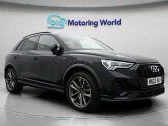 Audi Q3 TFSI S LINE BLACK EDITION