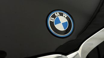 BMW 3 Series 330E M SPORT