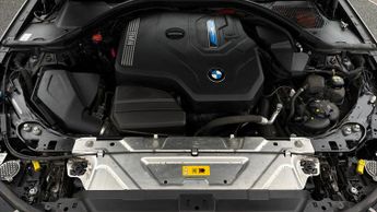 BMW 3 Series 330E M SPORT