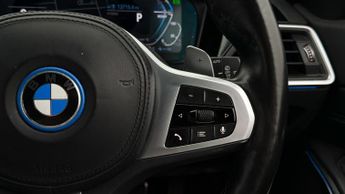 BMW 3 Series 330E M SPORT
