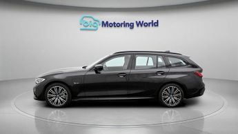 BMW 3 Series 330E M SPORT