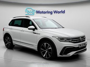 Volkswagen Tiguan R-LINE TSI DSG
