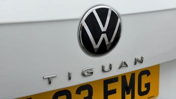 Volkswagen Tiguan R-LINE TSI DSG