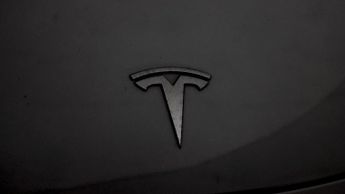 Tesla Model Y BASE