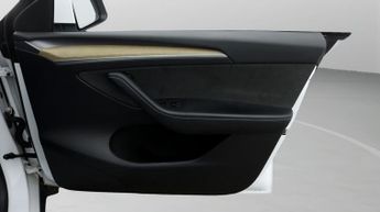 Tesla Model Y BASE