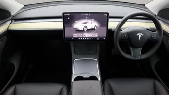 Tesla Model Y BASE
