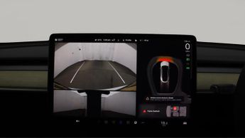 Tesla Model Y BASE