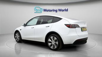 Tesla Model Y BASE
