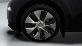 Tesla Model Y BASE