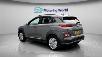 Hyundai KONA PREMIUM SE