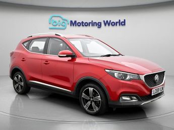 MG ZS 