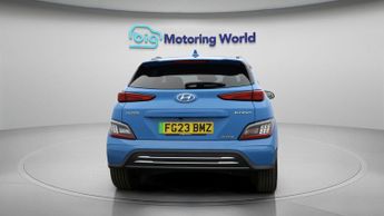 Hyundai KONA PREMIUM