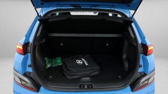 Hyundai KONA PREMIUM