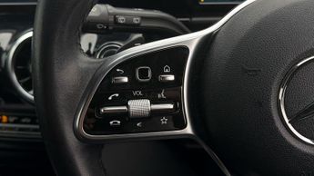 Mercedes-Benz GLA GLA 180 SPORT