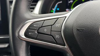 Renault Captur TECHNO E-TECH