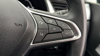 Renault Captur TECHNO E-TECH