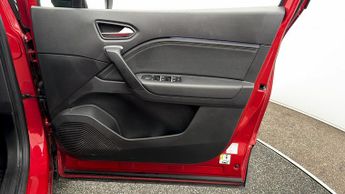 Renault Captur TECHNO E-TECH