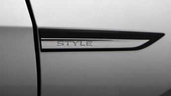 Volkswagen Golf STYLE TDI DSG