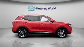 MG MG HS EXCLUSIVE DCT