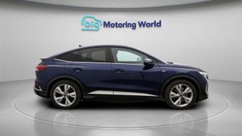 Audi Q4 e-tron SPORTBACK S LINE