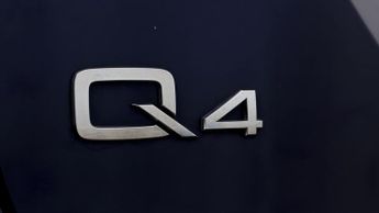 Audi Q4 e-tron SPORTBACK S LINE