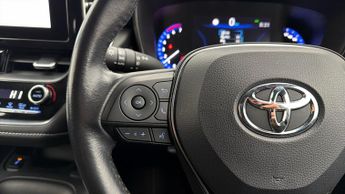 Toyota Corolla ICON TECH