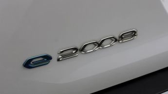 Peugeot E-2008 ALLURE PREMIUM