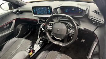 Peugeot E-2008 GT
