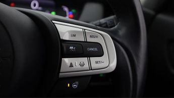 Honda Jazz I-MMD EX