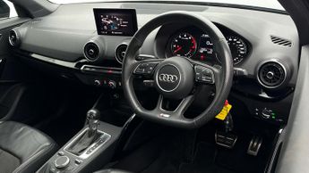 Audi Q2 TFSI S LINE BLACK EDITION
