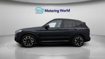BMW iX3 M SPORT