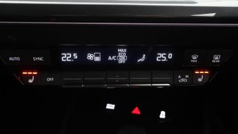 Audi Q4 e-tron S LINE