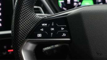 Audi Q4 e-tron S LINE