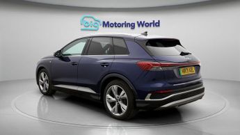 Audi Q4 e-tron S LINE