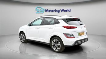 Hyundai KONA PREMIUM