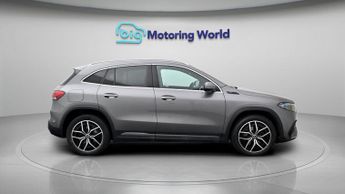 Mercedes-Benz EQA EQA 350 4MATIC AMG LINE PREMIUM