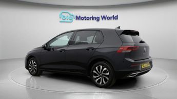 Volkswagen Golf ACTIVE ETSI DSG