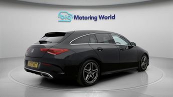 Mercedes-Benz CLA CLA 180 AMG LINE