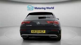 Mercedes-Benz CLA CLA 180 AMG LINE