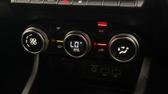 Renault Arkana ICONIC E-TECH
