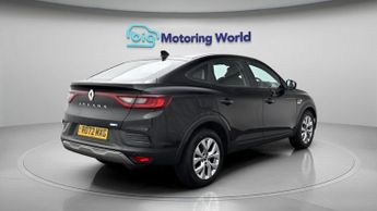 Renault Arkana ICONIC E-TECH