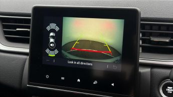Renault Captur TECHNO E-TECH