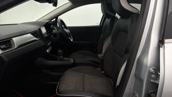 Renault Captur TECHNO E-TECH