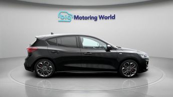 Ford Focus ST-LINE X