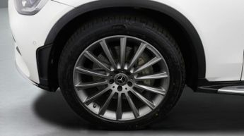 Mercedes-Benz GLC GLC 220 D 4MATIC AMG LINE PREMIUM