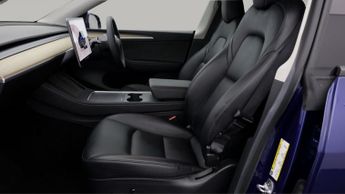 Tesla Model Y LONG RANGE AWD