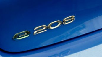 Peugeot E-208 GT LINE