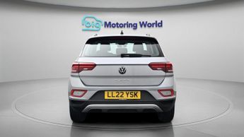 Volkswagen T-Roc LIFE TSI DSG